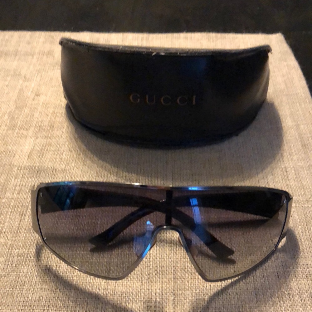 Genuine men's Gucci sunglasses